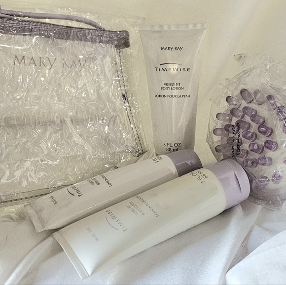 Mary Kay Lot Time Wise / New Vintage Set - Picture 1 of 6